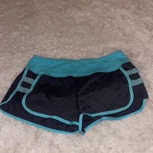 Lululemon shorts size 8